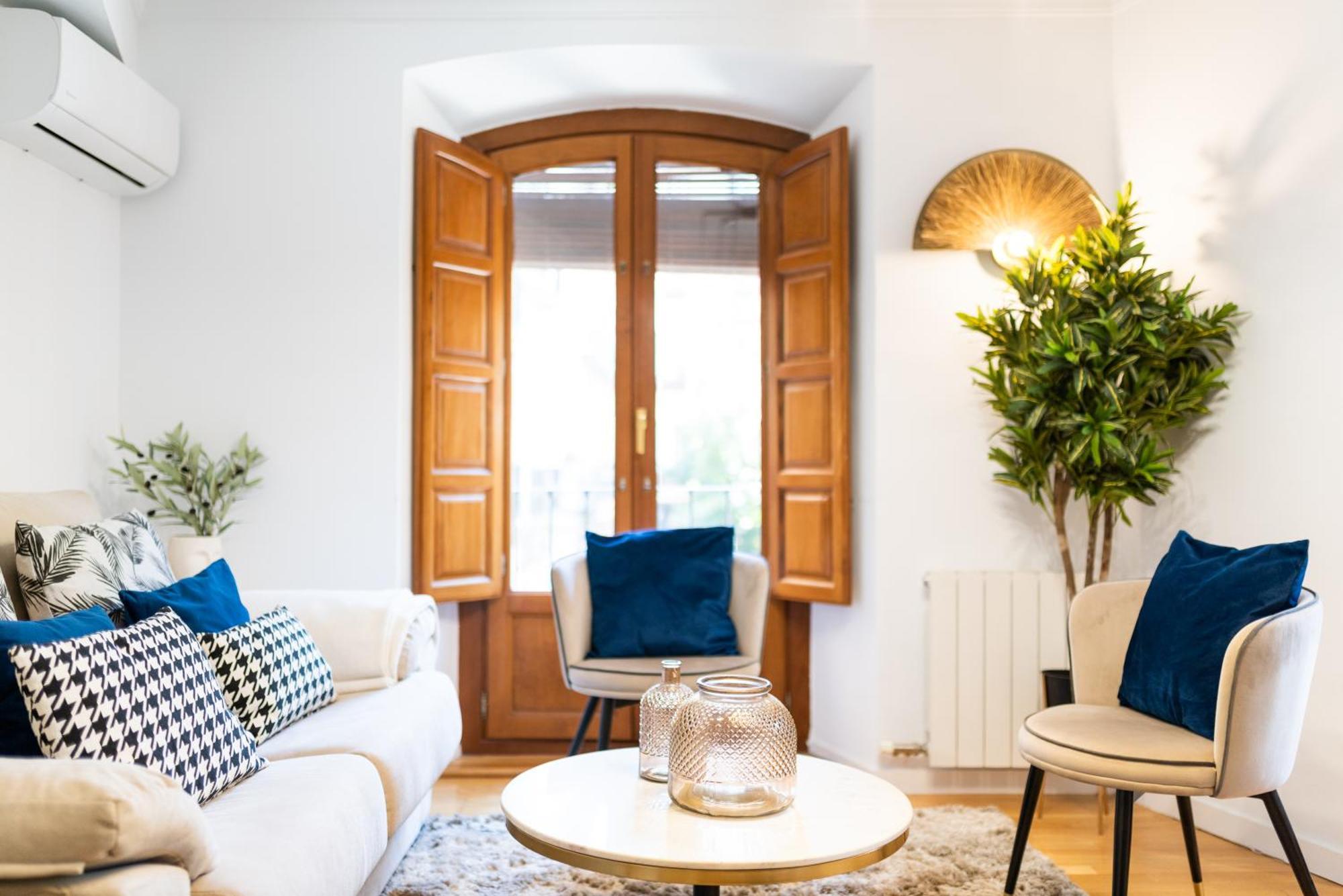 Moderno Apartamento En Granada Centro エクステリア 写真