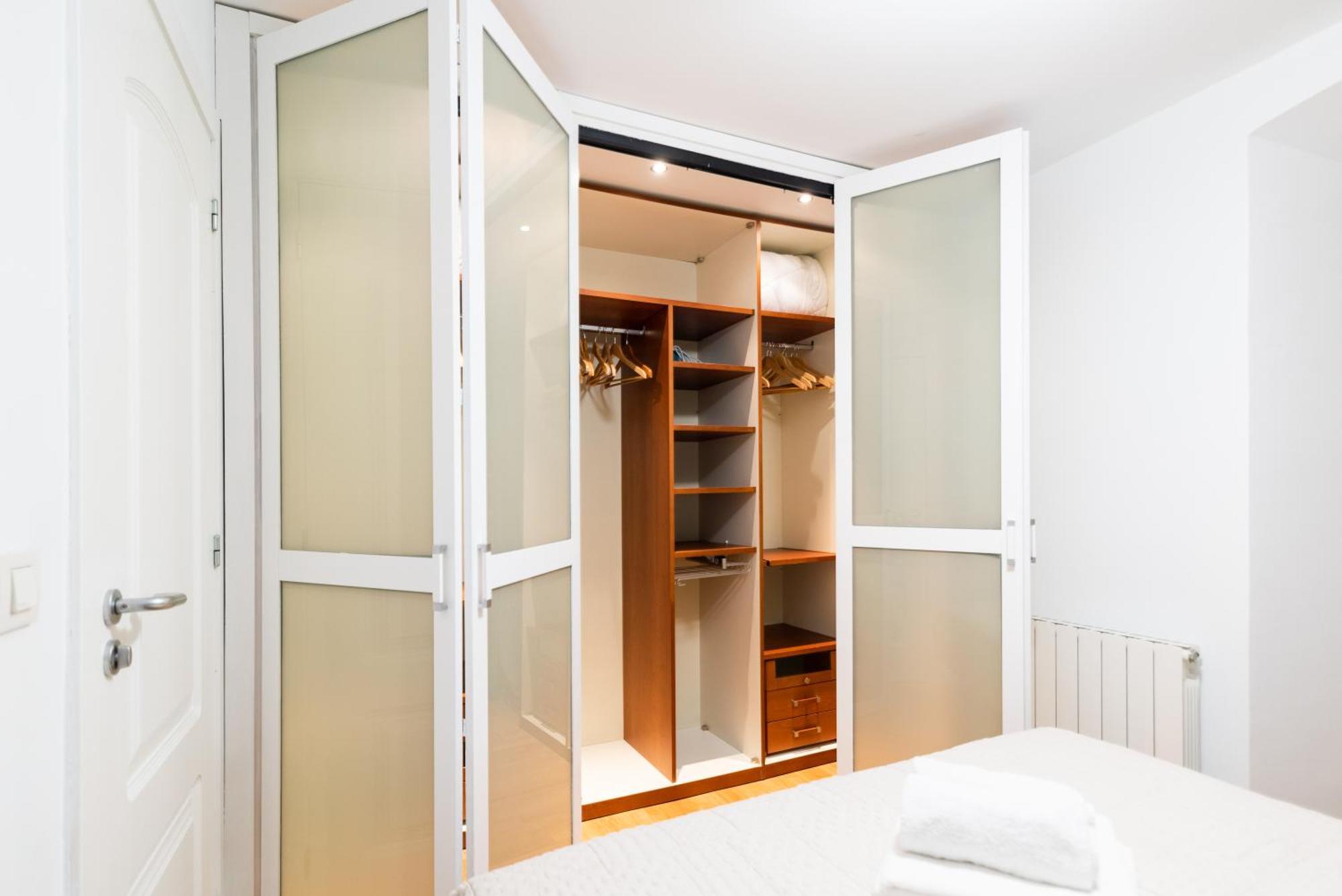 Moderno Apartamento En Granada Centro エクステリア 写真