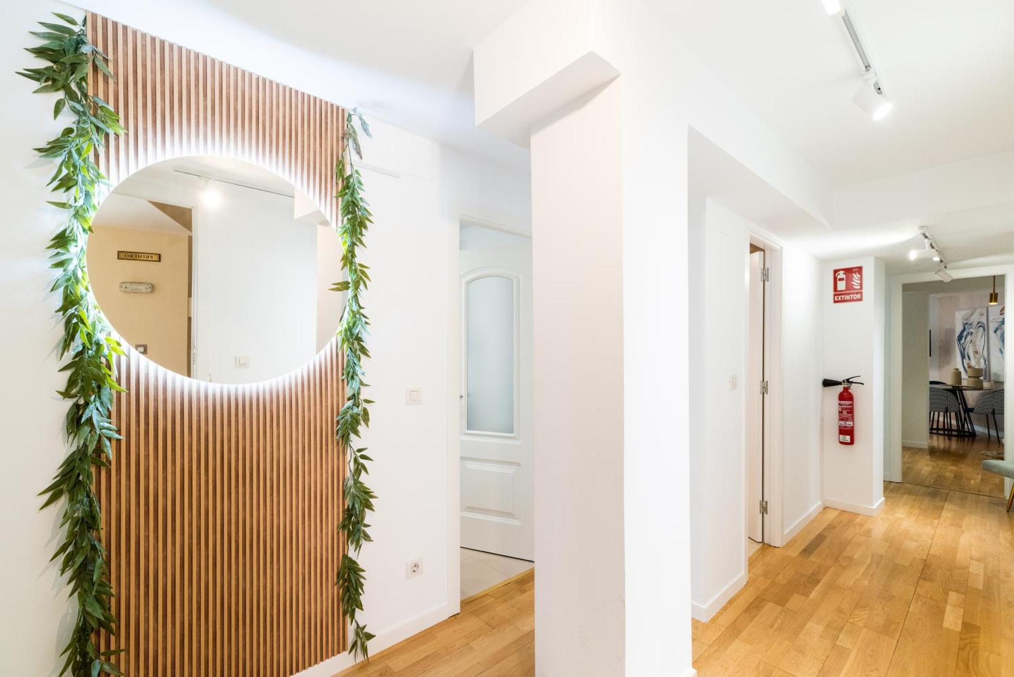 Moderno Apartamento En Granada Centro エクステリア 写真