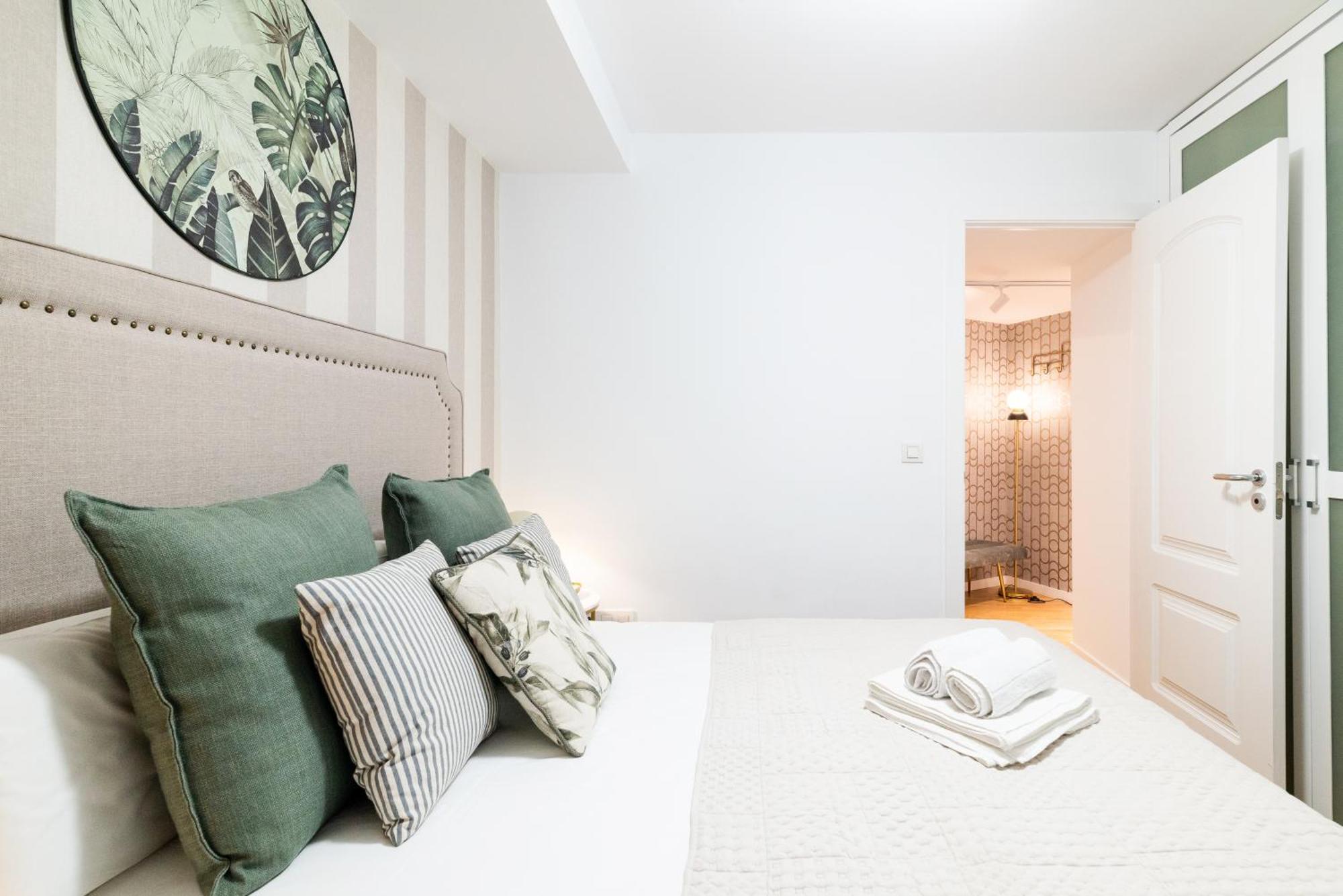 Moderno Apartamento En Granada Centro エクステリア 写真